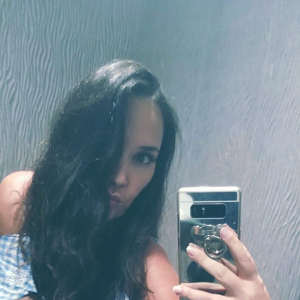 Meet your Posher, Helen